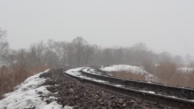 Demiryolu yolcu treni