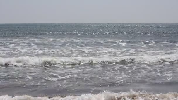 As ondas da praia no Oceano Pacífico — Vídeo de Stock