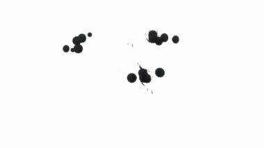 damlayan mürekkep ile kağıt