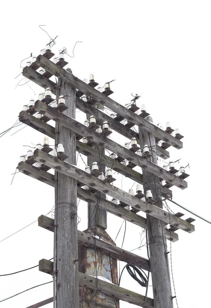古い老朽化した木造電柱 — ストック写真