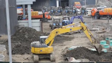 Sarı parça tipi tarak yere digs