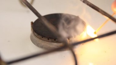 mavi alev ile Gaz brülörlü.