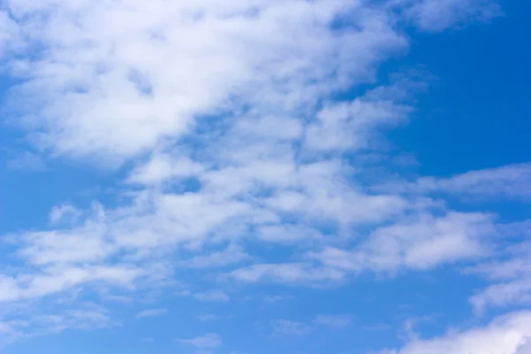 Blue sky with clouds — Stock Photo, Image