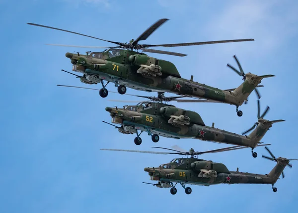 Kubinka Russie Mai 2021 Hélicoptères Attaque Mil 30E Anniversaire Strizhi — Photo