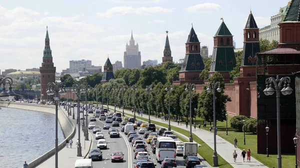 Московская Красная Площадь Собор Василия Блаженного Спасская Башня — стоковое фото