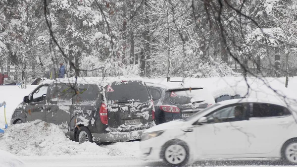 Moscow January Car Stuck Snowdrifton January 2018 Moscow Russia — Stock Photo, Image