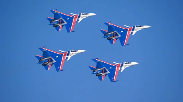 Moscú Rusia Zhukovsky Airfield Agosto 2019 Equipos Acrobáticos Caballeros Rusos —  Fotos de Stock