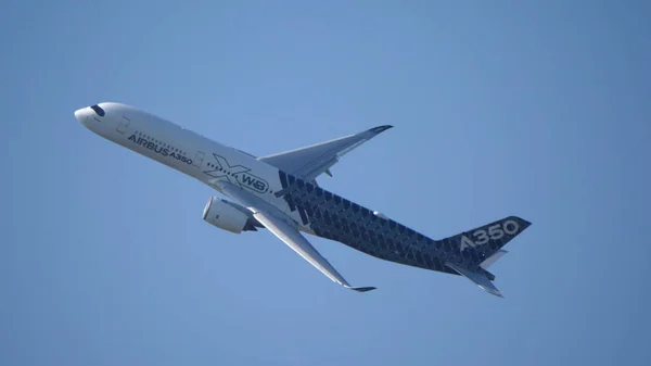 2019年8月31日莫斯科俄罗斯朱科夫斯基机场 空中客车A350 900民航客机国际航空航天沙龙Maks 2019 — 图库照片