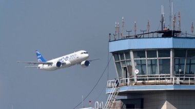 Moskova Rusya Zhukovsky Havaalanı 31 Ağustos 2019: Irkut MS-21 yeni Rus sivil uçağı Uluslararası Havacılık Salonu MAKS-2019.