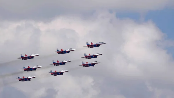 Moscow Russia Zhukovsky Airfield Липня 2021 Аеробатичні Команди Russian Knights — стокове фото