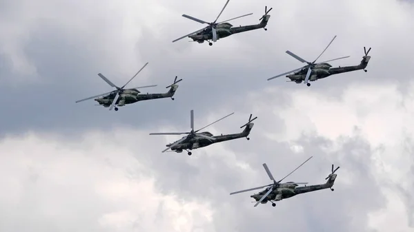 Kubinka Russia May 2021 Attack Helicopters Mil Strizhi Aerobatic Team — Stock Photo, Image