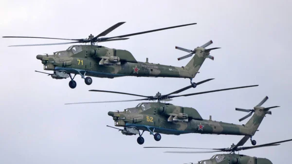 Kubinka Russia May 2021 Attack Helicopters Mil Strizhi Aerobatic Team — Stock Photo, Image