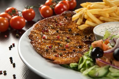 taze ızgara tavuk göğsü