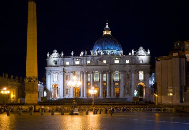 gece San Pietro Bazilikası, Roma, İtalya-Vatikan içinde