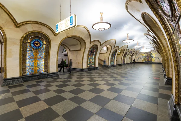 Stanice metra Novoslobodskaja v Moskvě, Rusko — Stock fotografie