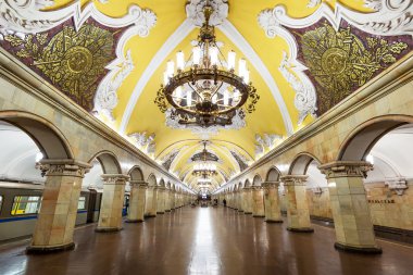 tren, metro istasyonu komsomolskaya, Moskova, Rusya