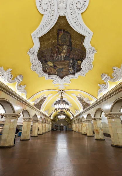 La estación de metro Komsomolskaya en Moscú, Rusia — Foto de Stock