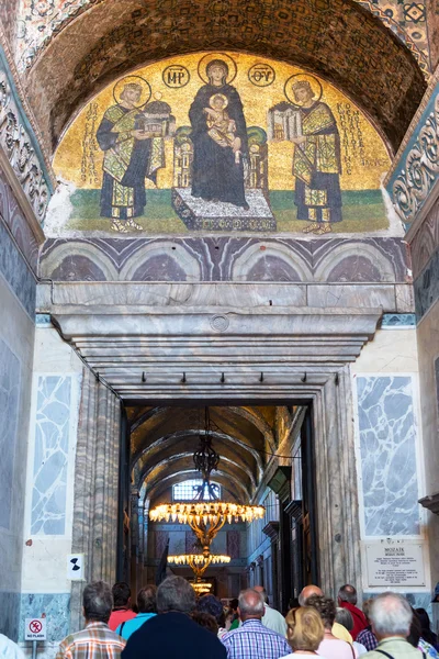 Antiga imagem em mosaico da entrada da Santa Sofia — Fotografia de Stock