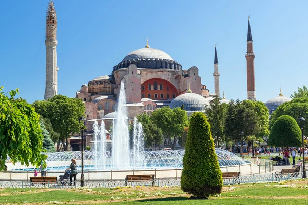 Vista da Hagia Sophia em Istambul, Turquia — Fotografia de Stock