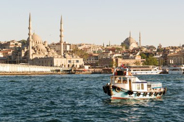 İstanbul, Türkiye'nin altın boynuz balıkçılık tekne yelken