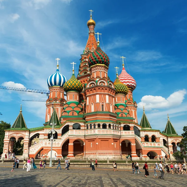 Saint basil kathedraal op het Rode plein in Moskou, Rusland. (pokr — Stockfoto