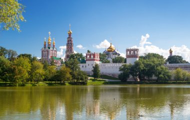 Moskova 'daki Novodevichy Manastırı