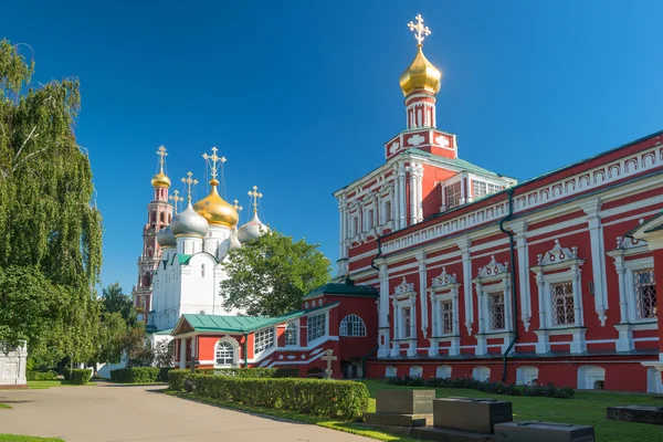 Inside the Novodevichy convent in Moscow — Stock Photo, Image