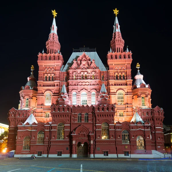 Statens historiska museum på natten i Moskva — Stockfoto