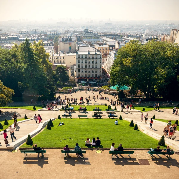 Widok na Paryż od Sacré coeur w dzielnicy montmartre — Zdjęcie stockowe
