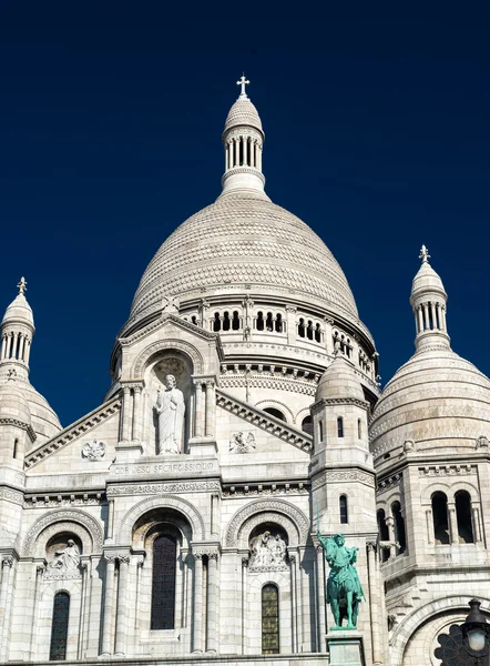 パリ モンマルトルのサクレ クール聖堂 — ストック写真