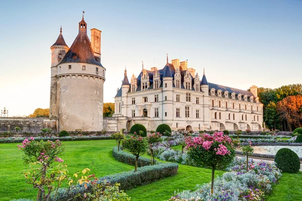 El castillo de Chenonceau al atardecer, Francia — Foto de Stock