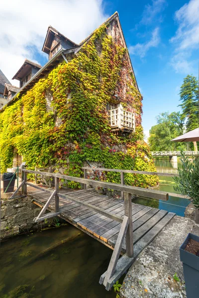 Bella casa vicino al castello de l'Islette, Francia — Foto Stock