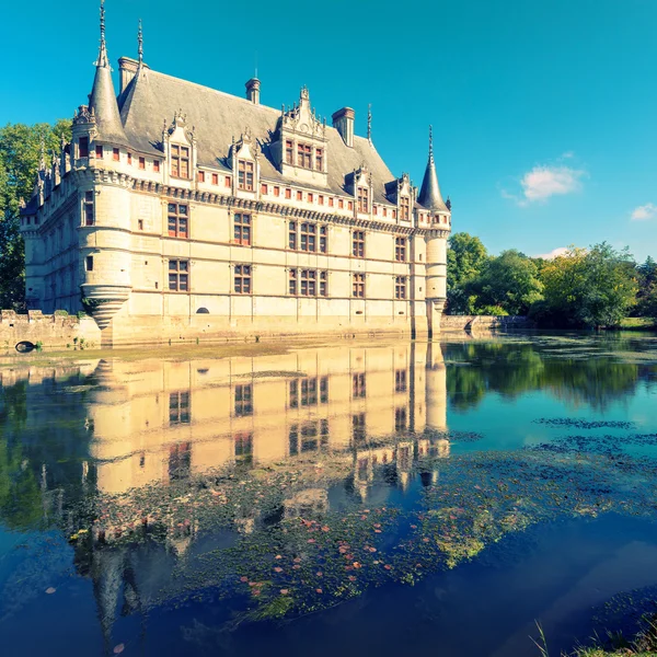 The chateau de Azay-le-Ridau, France — стоковое фото