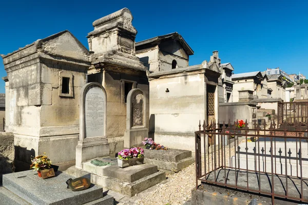 Montmartre Cemetery in Paris — Stock Photo, Image
