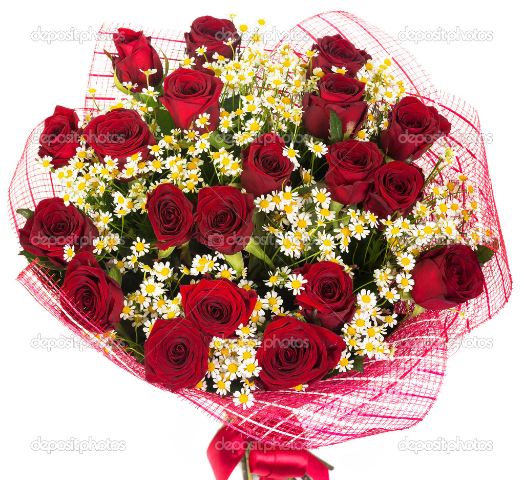 Bouquet of red roses and daisies
