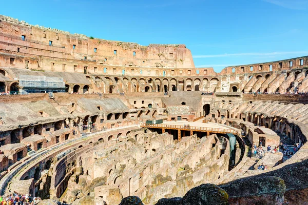 Coliseu (Coliseu) em Roma — Fotografia de Stock
