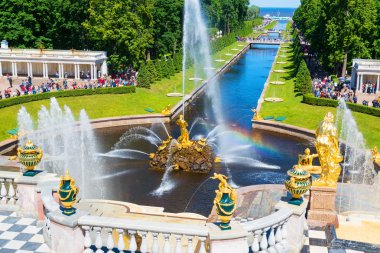 Peterhof, saint petersburg petrodvorets pınarlarına
