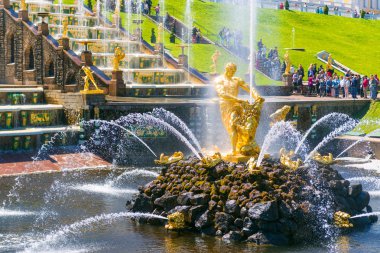Peterhof Palace, Saint Petersburg Samson çeşme