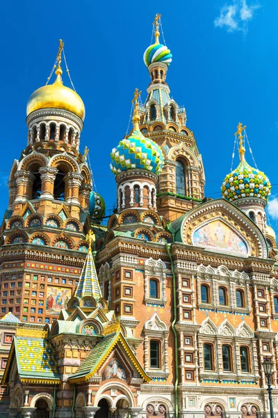 Frälsarens kyrka om spillt blod i Sankt Petersburg, Ryssland — Stockfoto