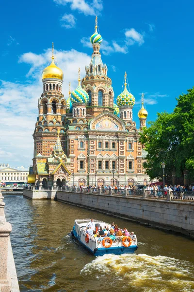 Kerk van de Verlosser op het bloed spilled in Sint-petersburg, Rusland — Stockfoto