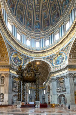 Roma'daki Aziz Petrus Bazilikası'nın iç