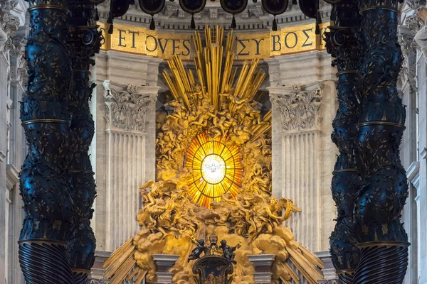Интерьер базилики Святого Петра в Риме — стоковое фото