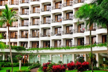 otel ve Bahçe