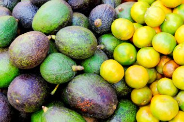 avokado ile oragne