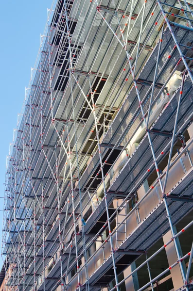 Scaffolding building under construction — Stock Photo, Image