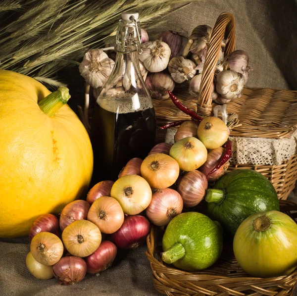 Still-life with vegetables in rural style — Stock Photo, Image