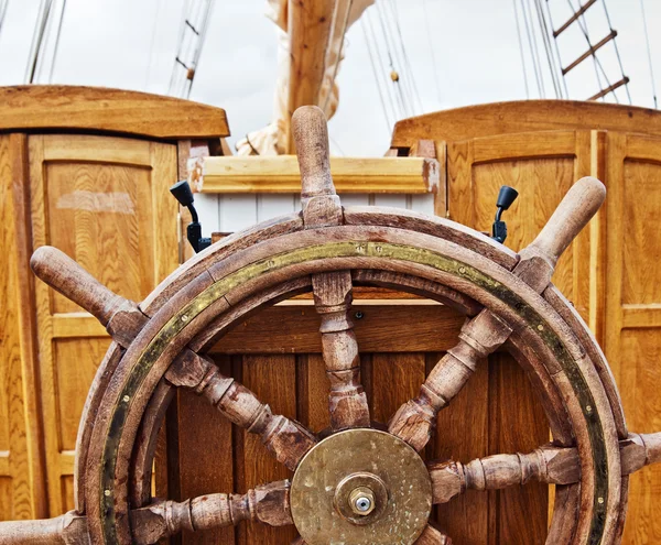 Steering wheel of a yacht, close up — Stock Photo, Image