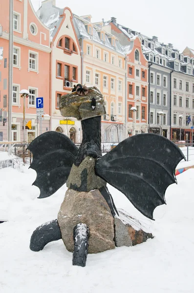 Rua de Old Riga na neve dia antes do Natal — Fotografia de Stock