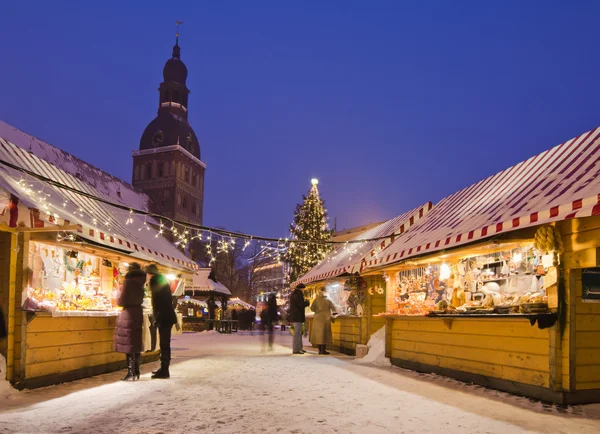 De kerstmarkt in riga — Stockfoto