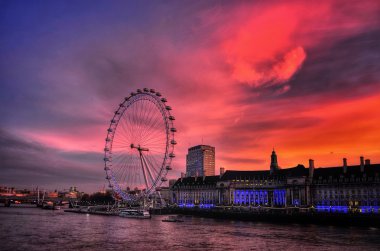 Londra...gece ve gündüz